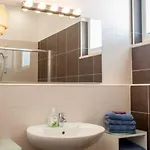 Penthouse Ana Sutivan