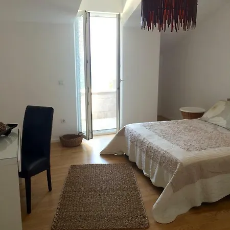 Penthouse Ana Apartment Sutivan
