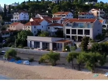 Penthouse Ana *