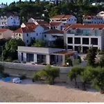 Penthouse Ana *